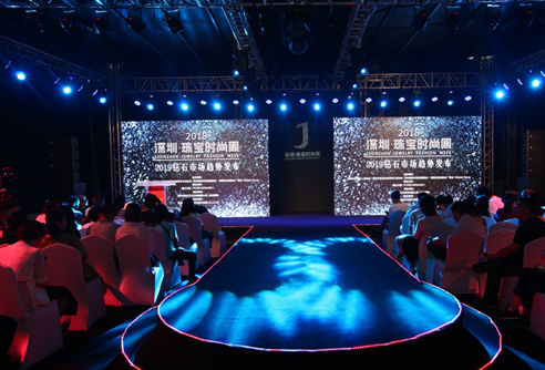 aoa体育体育官方登录入口-女足比赛周边商业活动赚大钱，市场价值无限的简单介绍