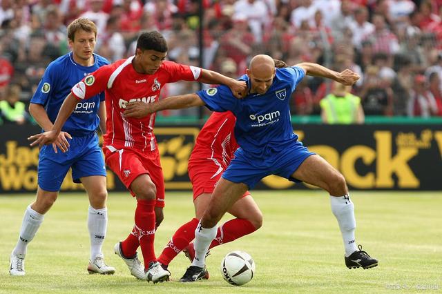 aoa体育体育在线-亚眠客场大胜图卢兹，扩大领先优势