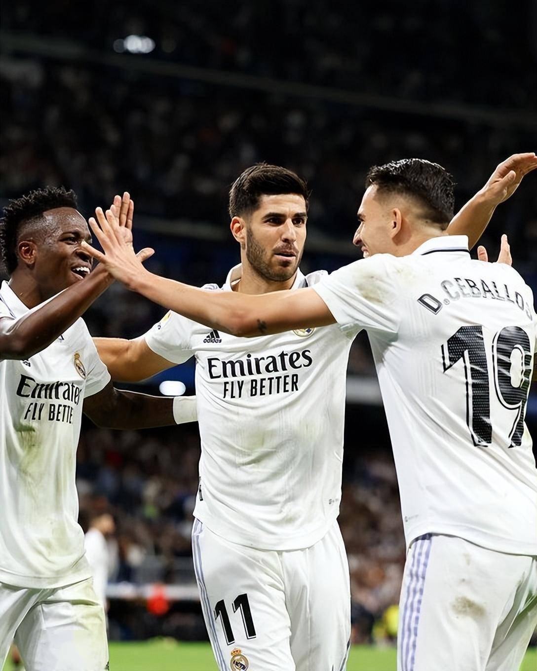 aoa体育体育直播-包含罗马老将贡献不俗，球队核心地位不可撼动的词条