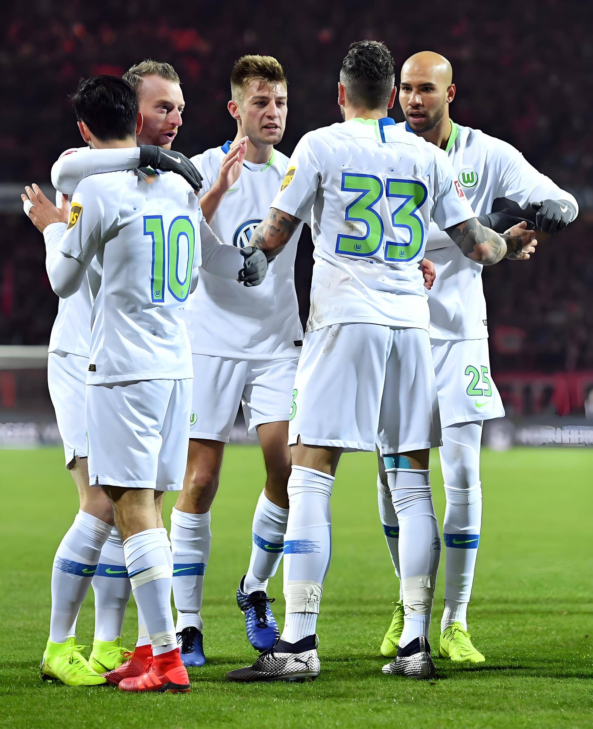 aoa体育体育入口-高位逼抢，球队在对手防线上取得突破的简单介绍