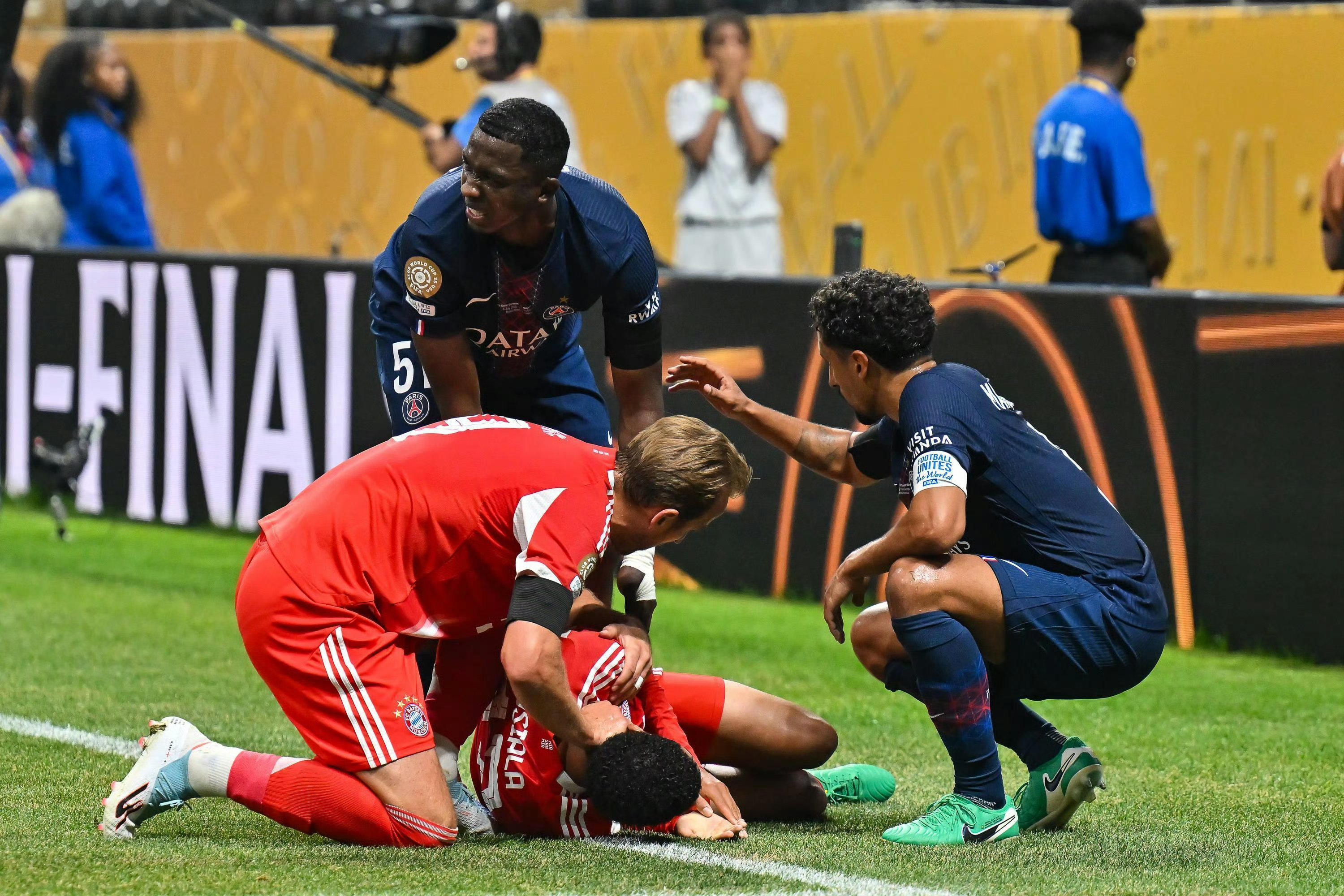 巴黎圣日耳曼被淘汰，欧洲豪门遭围剿！