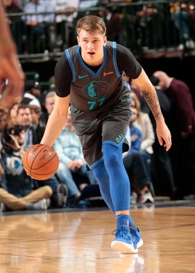 小牛取得五连胜赢得西部桂冠的简单介绍 小牛取得五连胜赢得西部桂冠的简单介绍