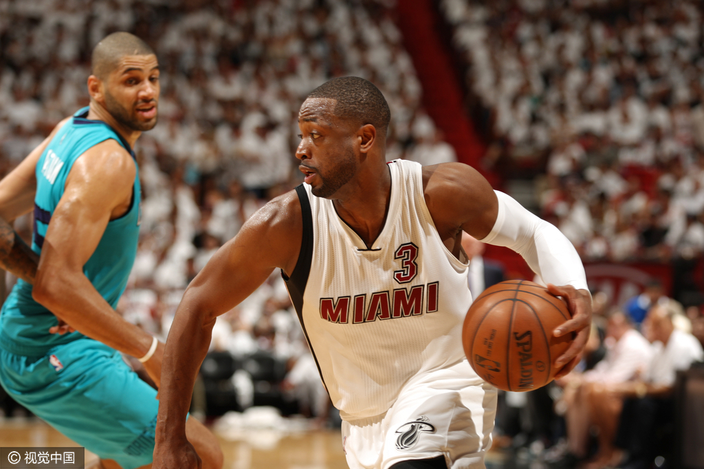 火箭大胜黄蜂,取得三连胜 火箭大胜黄蜂,取得三连胜