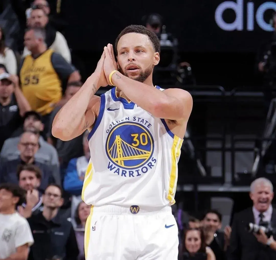 aoa体育体育链接-勇士不敌火箭，汤普森缺阵影响大