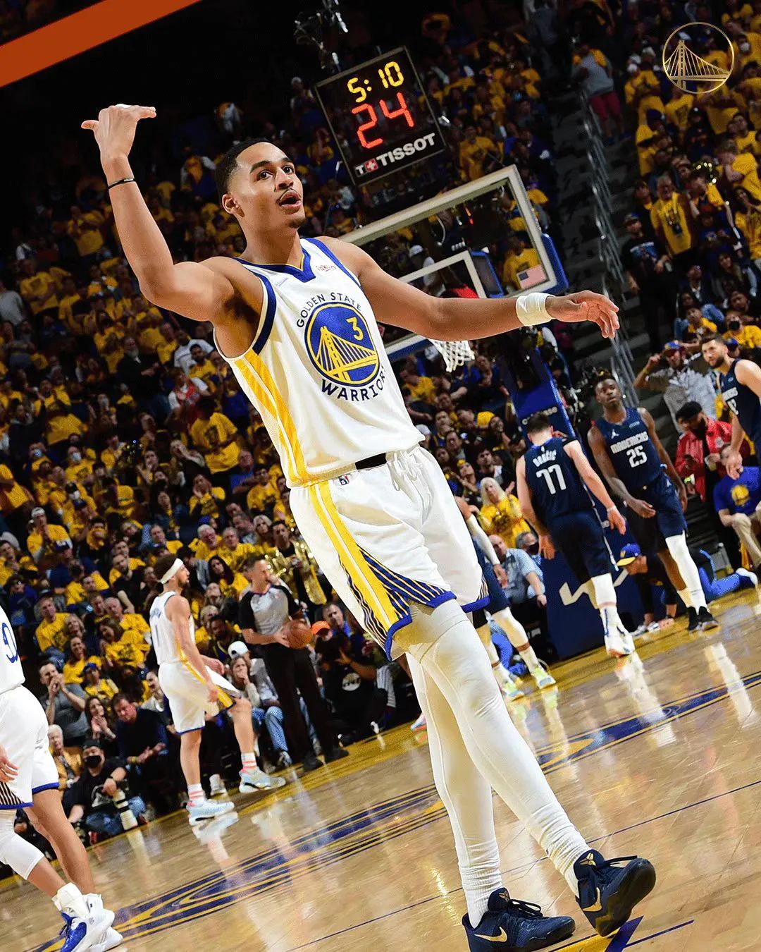 aoa体育体育网站-勇士逆转独行侠，库兹17分