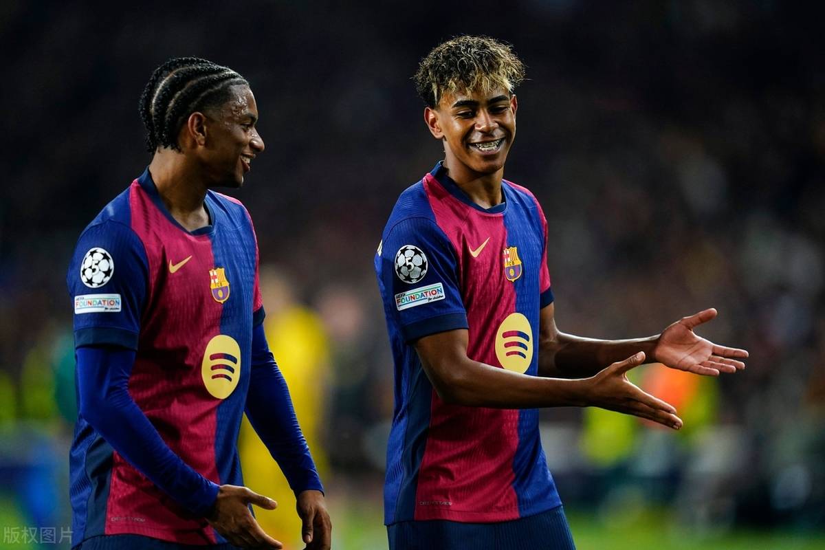 aoa体育体育直播-多特蒙德取得关键胜利，追赶领头羊