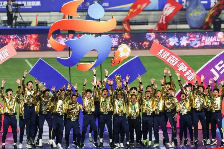 aoa体育体育登录-关于体育盛事：球队在比赛中冲刺到终点的信息