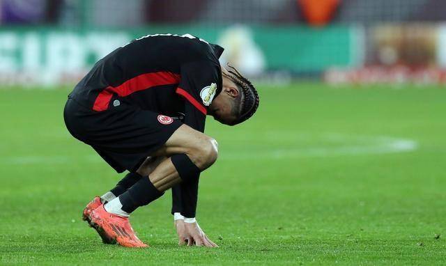 关于法兰克福尴尬主场失分,德甲未来难测的信息 关于法兰克福尴尬主场失分,德甲未来难测的信息