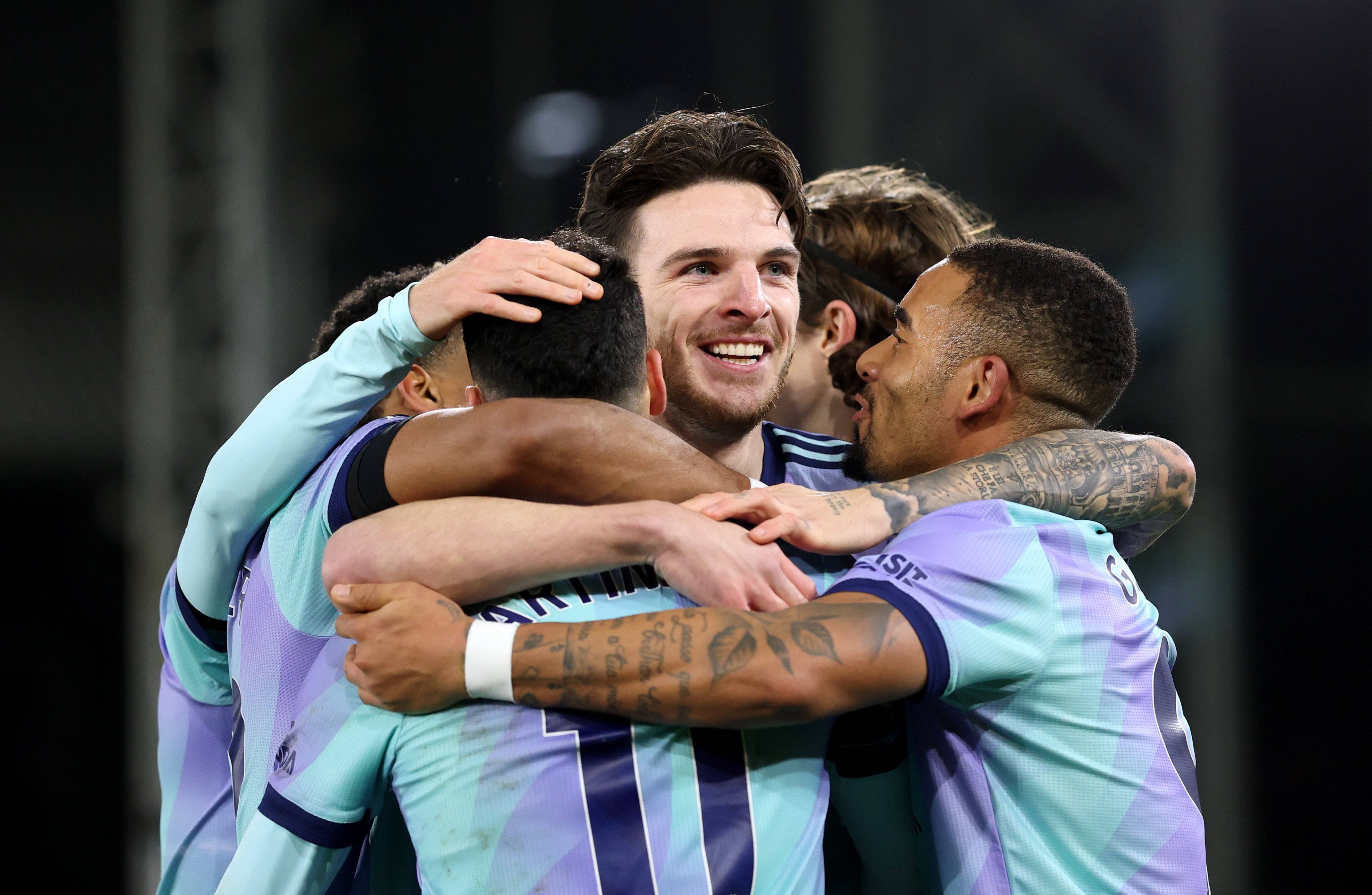 aoa体育体育网页版入口-阿森纳主场连败，欧冠资格面临威胁