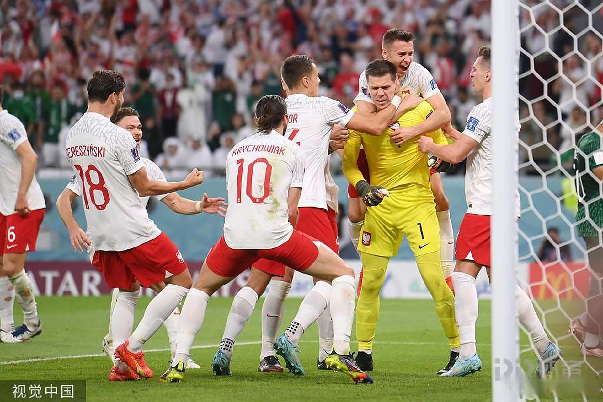 aoa体育体育在线登录-波兰队成功晋级，进入下一轮比赛