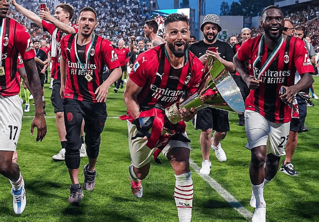 aoa体育体育网页版入口-意甲联赛竞争激烈，球队们努力争胜的简单介绍