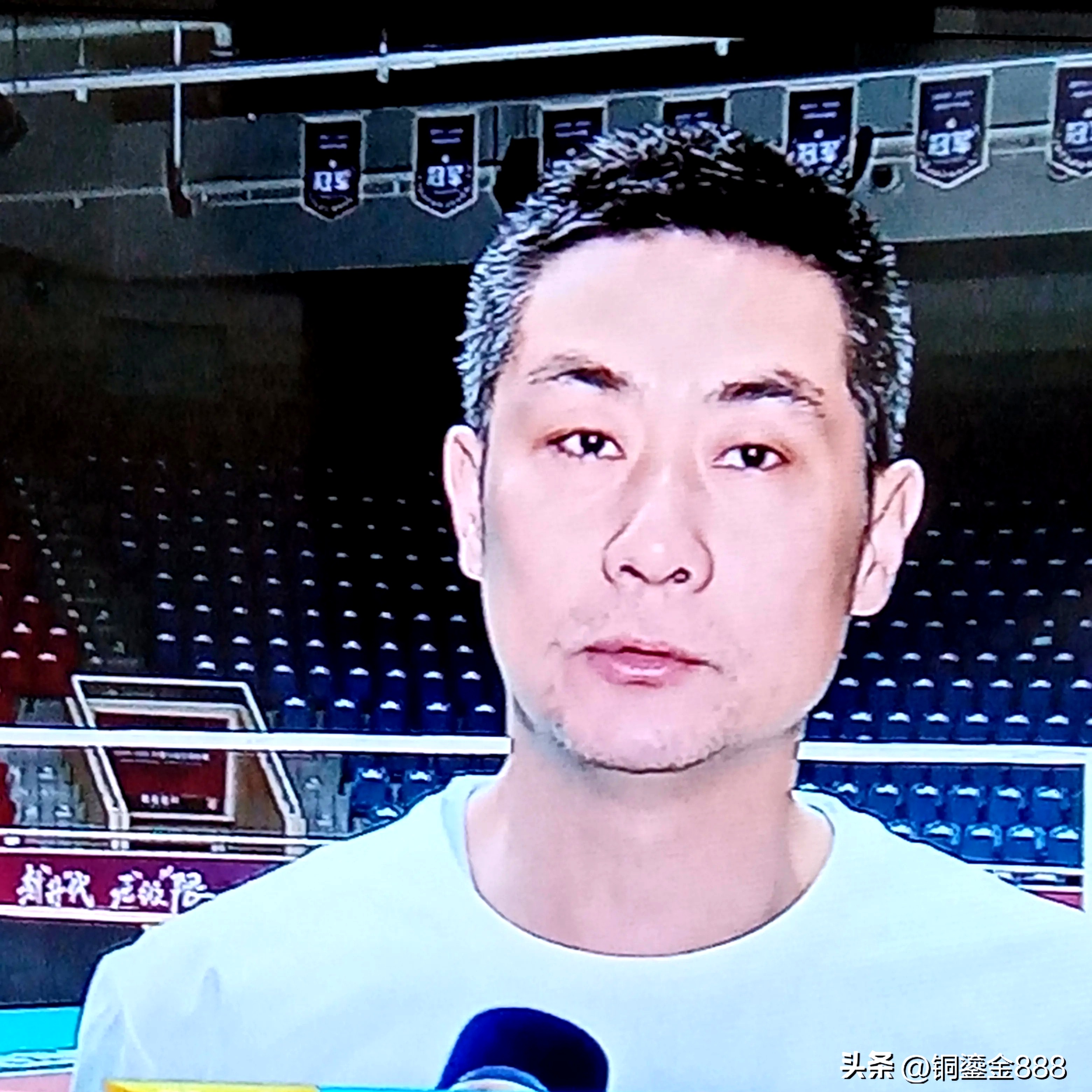 包含紧张氛围弥漫，各队备战已到白热化阶段的词条