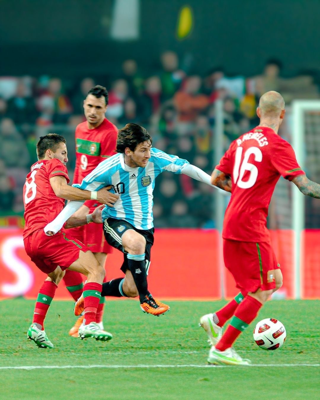 意大利与西班牙的对决引起球迷热烈讨论